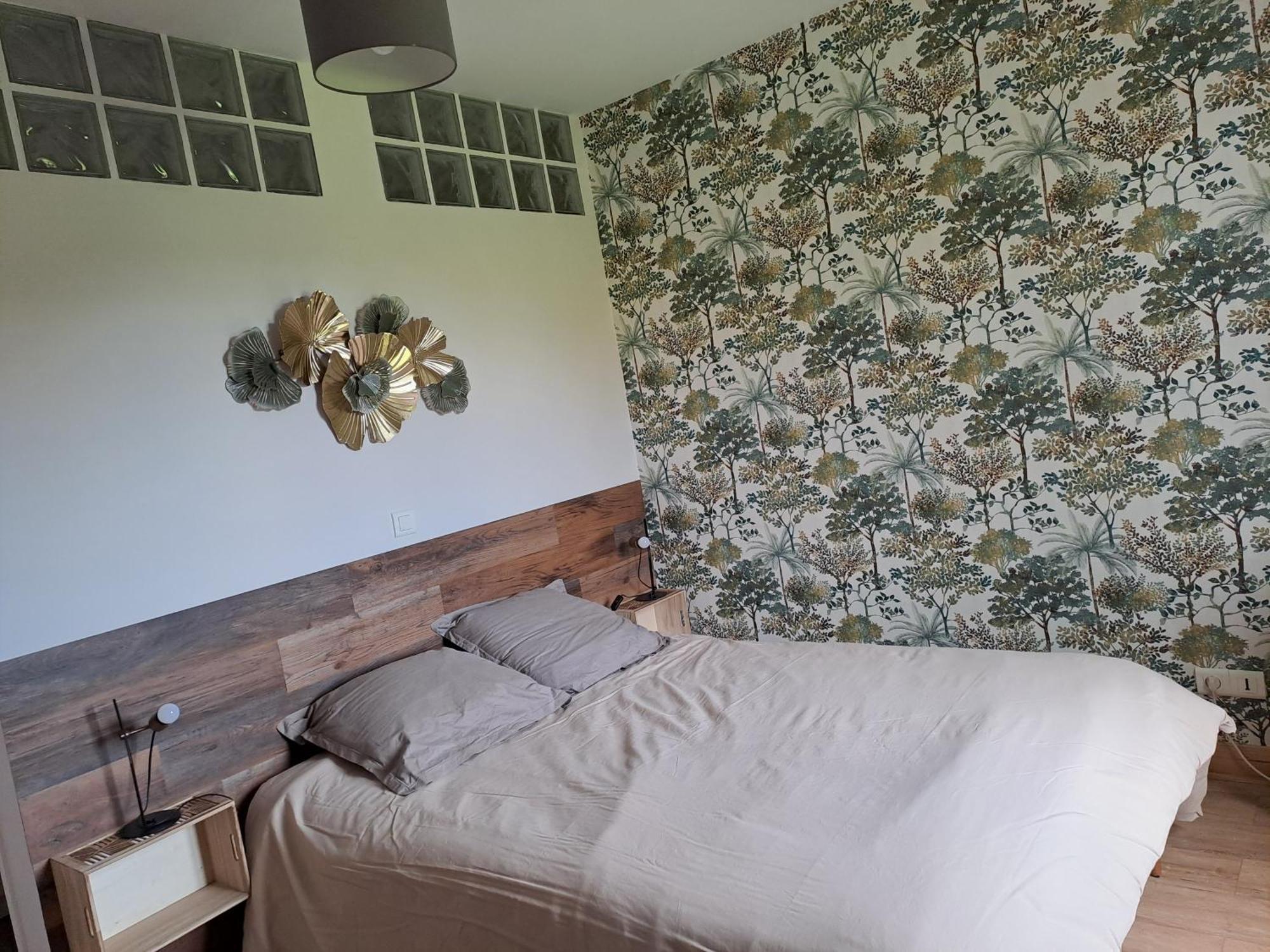 L'Ile Verte Chambre Avec Salle De Bain Privee Champagnac  Εξωτερικό φωτογραφία